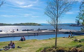 Luxury 2-Bedroom Apartment With Seaview In Oslo City Center