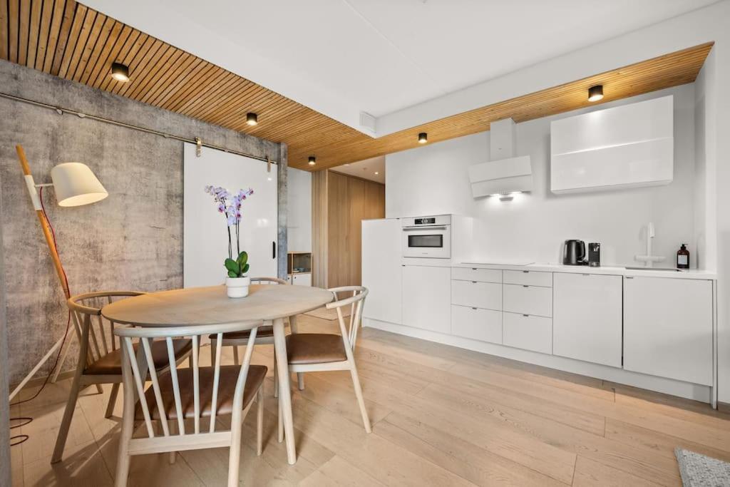 Luxury 2-Bedroom Apartment With Seaview In Oslo City Center Exterior photo